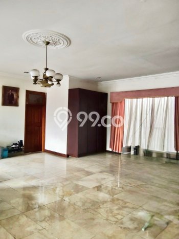 Rumah Luxury Modern Tanpa Renovasi di Puri Indah Jakarta Barat Rumah Luxury Modern Tanpa Renovasi di Puri Indah Jakarta Barat