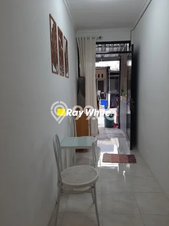 Jual Rumah Strategis Bagus Punya 2 KT di Ciledug Tangerang SHM Jual Rumah Strategis Bagus Punya 2 KT di Ciledug Tangerang SHM