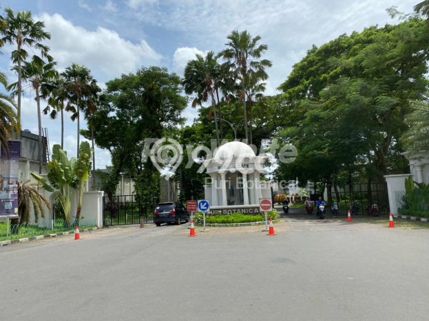 Jual Rumah Luas Elegan Dengan View Eksklusif di Joglo, Jakarta Barat Jual Rumah Luas Elegan Dengan View Eksklusif di Joglo, Jakarta Barat