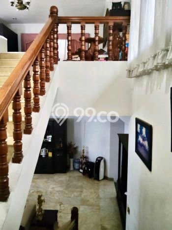 Rumah Luxury Modern Tanpa Renovasi di Puri Indah Jakarta Barat Rumah Luxury Modern Tanpa Renovasi di Puri Indah Jakarta Barat