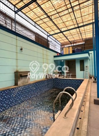 Rumah Elit LB 180m2 Siap Pakai Desain Elegan di Metro Permata, Tangerang Rumah Elit LB 180m2 Siap Pakai Desain Elegan di Metro Permata, Tangerang