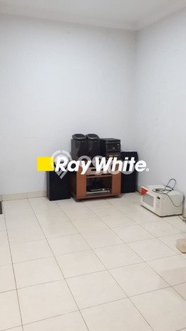 Dijual Rumah Modern 3 KT di Tanjung Duren Utara, Jakarta Barat Dijual Rumah Modern 3 KT di Tanjung Duren Utara, Jakarta Barat