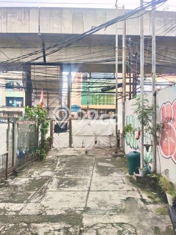 Disewakan Ruko di Kawasan Ramai Cipete Luas 202m2 Disewakan Ruko di Kawasan Ramai Cipete Luas 202m2