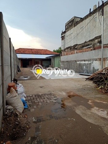 Disewakan Gudang di Kawasan Ramai Srengseng Luas 420m2 Disewakan Gudang di Kawasan Ramai Srengseng Luas 420m2