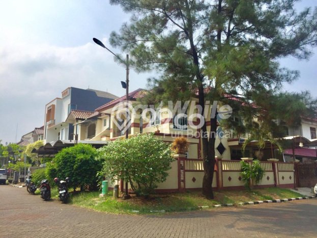 Rumah Elit LB 360m2 Siap Pakai Desain Elegan di Joglo, Jakarta Barat Rumah Elit LB 360m2 Siap Pakai Desain Elegan di Joglo, Jakarta Barat