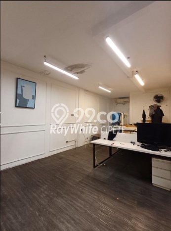 Ruko Bagus Dijual LB 360m2 Lokasi Strategis Jakarta Selatan Area Cocok untuk Bisnis Ruko Bagus Dijual LB 360m2 Lokasi Strategis Jakarta Selatan Area Cocok untuk Bisnis