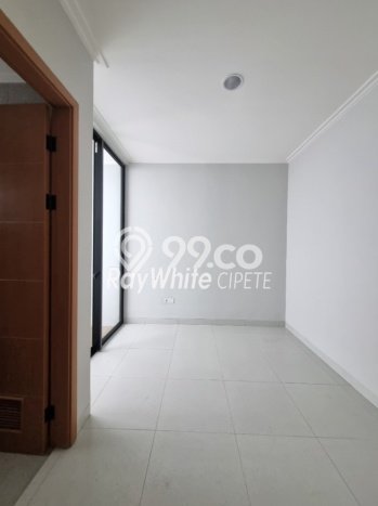 Rumah Elit Modern Siap Huni di Fatmawati Jakarta Selatan Rumah Elit Modern Siap Huni di Fatmawati Jakarta Selatan