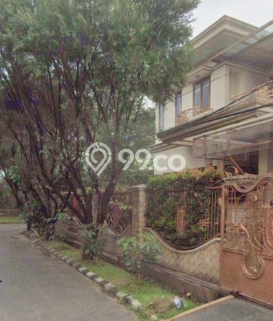 Ready to Use! Premium House LT 456m2 Desain Modern di Kemang Pratama Ready to Use! Premium House LT 456m2 Desain Modern di Kemang Pratama