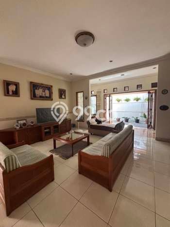 Rumah Elit LB 311m2 Siap Huni Desain Elegan di Bintaro, Jakarta Selatan Rumah Elit LB 311m2 Siap Huni Desain Elegan di Bintaro, Jakarta Selatan