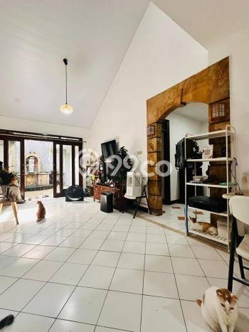 Jual Rumah Strategis Bagus Punya 4 KT di Cinere Depok SHM Jual Rumah Strategis Bagus Punya 4 KT di Cinere Depok SHM