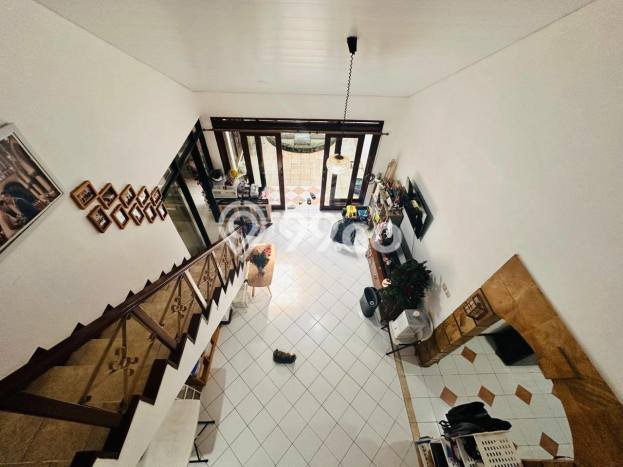 Jual Rumah Strategis Bagus Punya 4 KT di Cinere Depok SHM Jual Rumah Strategis Bagus Punya 4 KT di Cinere Depok SHM