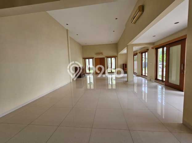 Investasi Masa Depan 3 Kamar Tidur Lokasi Strategis di Jantung Kota Kemang, Jakarta Selatan Investasi Masa Depan 3 Kamar Tidur Lokasi Strategis di Jantung Kota Kemang, Jakarta Selatan