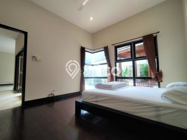 Dijual Cepat Rumah dengan Luas Tanah 418m² dan Luas Bangunan 479m² di Kawasan Kebagusan, Jakarta Selatan Dijual Cepat Rumah dengan Luas Tanah 418m² dan Luas Bangunan 479m² di Kawasan Kebagusan, Jakarta Selatan