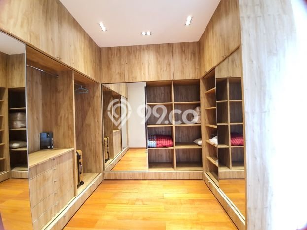 Rumah Idaman 5 Kamar Tidur Akses Mudah di Kebagusan, Jakarta Selatan Rumah Idaman 5 Kamar Tidur Akses Mudah di Kebagusan, Jakarta Selatan