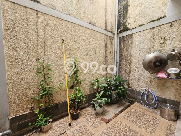 Dijual Rumah 3 Kamar Lokasi Ideal Bagus dan Strategis di Cinere Dijual Rumah 3 Kamar Lokasi Ideal Bagus dan Strategis di Cinere