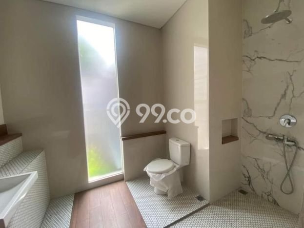 Rumah Elit LB 250m2 Siap Huni Desain Elegan di Lebak Bulus, Jakarta Selatan Rumah Elit LB 250m2 Siap Huni Desain Elegan di Lebak Bulus, Jakarta Selatan