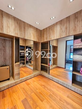 Rumah Idaman 5 Kamar Tidur Akses Mudah di Kebagusan, Jakarta Selatan Rumah Idaman 5 Kamar Tidur Akses Mudah di Kebagusan, Jakarta Selatan