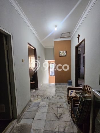 Rumah Mewah Dijual LT 150m2 di Cinere, Depok Rumah Mewah Dijual LT 150m2 di Cinere, Depok
