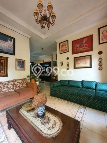 Rumah Eksklusif Dijual LT 240m2 di Cinere, Depok Rumah Eksklusif Dijual LT 240m2 di Cinere, Depok