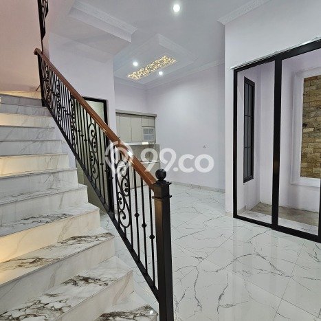 Dijual Rumah Premium dengan Fasilitas Sekitar Lengkap di Jagakarsa, Jakarta Selatan Dijual Rumah Premium dengan Fasilitas Sekitar Lengkap di Jagakarsa, Jakarta Selatan