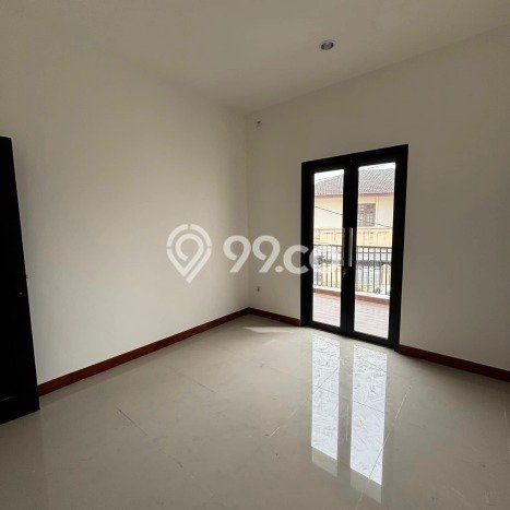 Jual Rumah Mewah Megah Dengan View Eksklusif di Lebak Bulus, Jakarta Selatan Jual Rumah Mewah Megah Dengan View Eksklusif di Lebak Bulus, Jakarta Selatan
