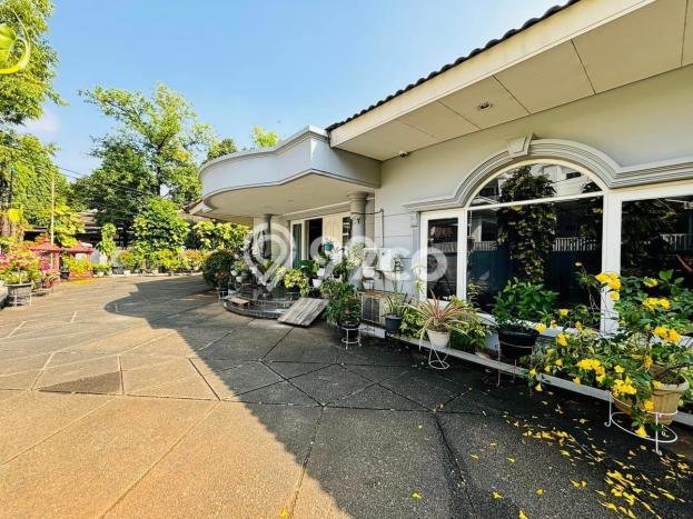Dijual Rumah Premium dengan Fasilitas Sekitar Komplit di Kebayoran Baru, Jakarta Selatan Dijual Rumah Premium dengan Fasilitas Sekitar Komplit di Kebayoran Baru, Jakarta Selatan