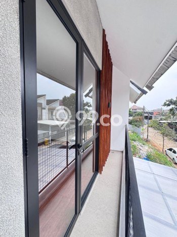 Rumah Strategis Minimalis Lb 120m2 di Cinere, Depok Rumah Strategis Minimalis Lb 120m2 di Cinere, Depok