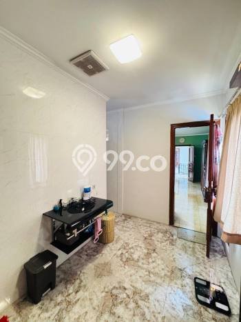 Rumah Mewah Dijual LT 405m2 di Cinere, Depok Rumah Mewah Dijual LT 405m2 di Cinere, Depok