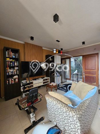 For Sale! Luxury House LT 303m2 Desain Elegan di Cinere For Sale! Luxury House LT 303m2 Desain Elegan di Cinere