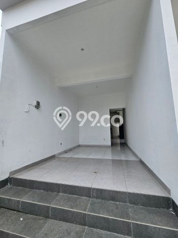 Rumah Elit LB 240m2 Siap Pakai Desain Elegan di Pondok Labu, Jakarta Selatan Rumah Elit LB 240m2 Siap Pakai Desain Elegan di Pondok Labu, Jakarta Selatan