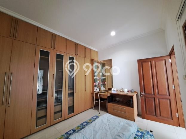Dijual Rumah Luas Megah Dengan View Cantik di Lebak Bulus, Jakarta Selatan Dijual Rumah Luas Megah Dengan View Cantik di Lebak Bulus, Jakarta Selatan