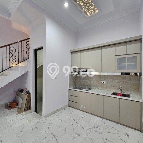 Dijual Rumah Premium dengan Fasilitas Sekitar Lengkap di Jagakarsa, Jakarta Selatan Dijual Rumah Premium dengan Fasilitas Sekitar Lengkap di Jagakarsa, Jakarta Selatan