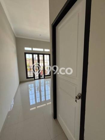 Rumah Modern Cantik 3 Kamar Siap Huni di Cinere Rumah Modern Cantik 3 Kamar Siap Huni di Cinere
