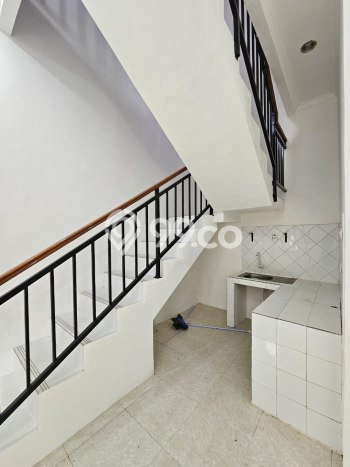 Rumah Modern Minimalis 2 KT Bisa Langsung Pindah di Cinere Rumah Modern Minimalis 2 KT Bisa Langsung Pindah di Cinere