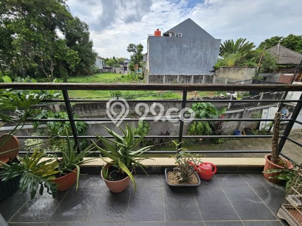 For Sale Rumah 3 Kamar Lokasi Strategis Bagus dan Strategis di Cinere For Sale Rumah 3 Kamar Lokasi Strategis Bagus dan Strategis di Cinere