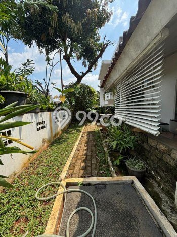 Hunian Mewah Dijual LT 240m2 di Cinere, Depok Hunian Mewah Dijual LT 240m2 di Cinere, Depok