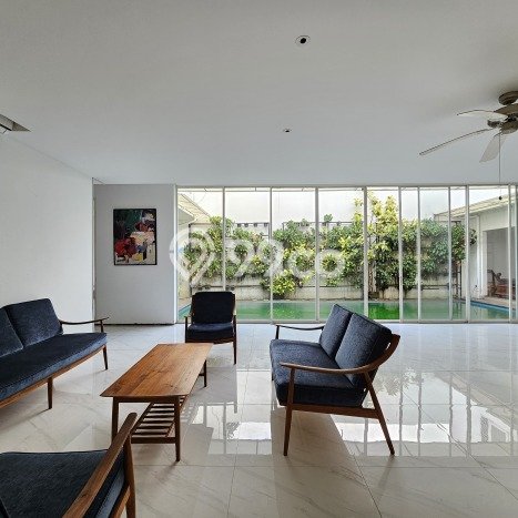 Dijual Rumah Premium dengan Fasilitas Sekitar Lengkap di Cinere, Depok Dijual Rumah Premium dengan Fasilitas Sekitar Lengkap di Cinere, Depok