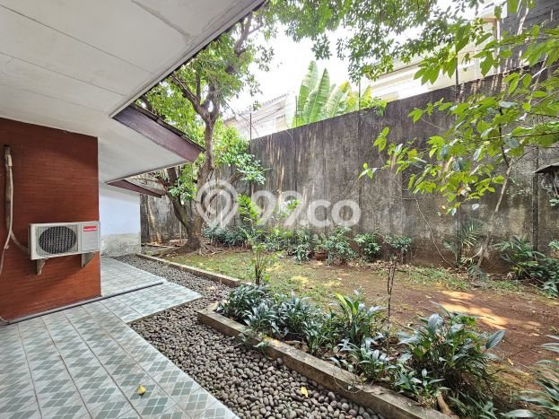 JUAL CEPAT! Rumah Siap Huni Area Strategis Cinere, Luas 450m² LB 350m² JUAL CEPAT! Rumah Siap Huni Area Strategis Cinere, Luas 450m² LB 350m²