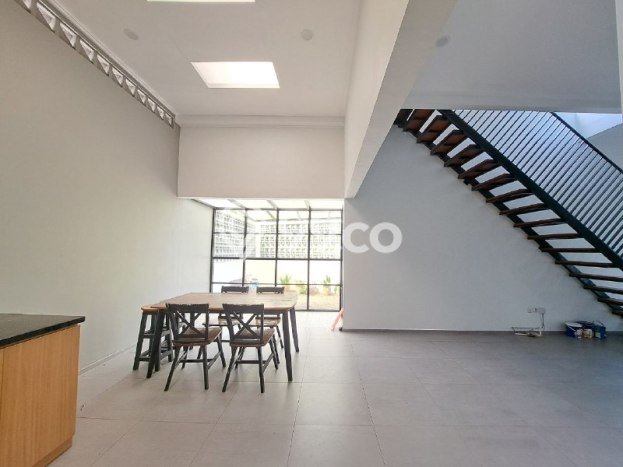 Jual Rumah Bagus Siap Huni LB 100m2 di Cinere, Depok Jual Rumah Bagus Siap Huni LB 100m2 di Cinere, Depok
