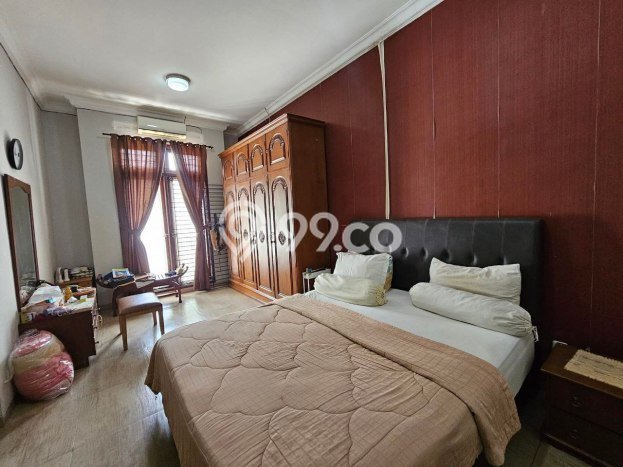 Dijual Rumah Premium dengan Fasilitas Sekitar Lengkap di Cilandak, Jakarta Selatan Dijual Rumah Premium dengan Fasilitas Sekitar Lengkap di Cilandak, Jakarta Selatan