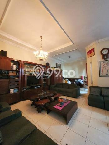 Rumah Eksklusif Dijual LT 240m2 di Cinere, Depok Rumah Eksklusif Dijual LT 240m2 di Cinere, Depok