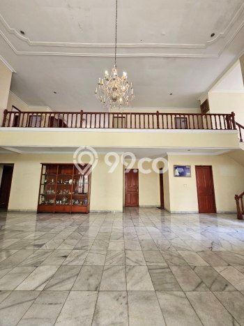 Dijual Rumah Premium dengan Fasilitas Sekitar Komplit di Cilandak, Jakarta Selatan Dijual Rumah Premium dengan Fasilitas Sekitar Komplit di Cilandak, Jakarta Selatan