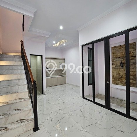 Dijual Rumah Premium dengan Fasilitas Sekitar Lengkap di Jagakarsa, Jakarta Selatan Dijual Rumah Premium dengan Fasilitas Sekitar Lengkap di Jagakarsa, Jakarta Selatan