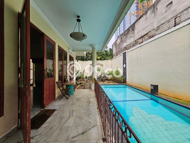 Dijual Rumah Premium dengan Fasilitas Sekitar Komplit di Cilandak, Jakarta Selatan Dijual Rumah Premium dengan Fasilitas Sekitar Komplit di Cilandak, Jakarta Selatan
