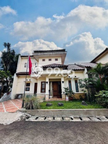 For Sale Hunian Rumah Terawat 3 KT di Cirendeu, Jakarta Selatan For Sale Hunian Rumah Terawat 3 KT di Cirendeu, Jakarta Selatan