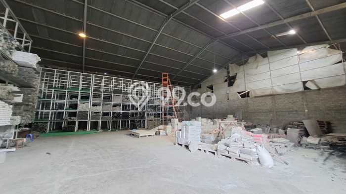 Gudang Bagus Dijual LB 2000m2 Lokasi Strategis Semarang Area Cocok untuk Bisnis Gudang Bagus Dijual LB 2000m2 Lokasi Strategis Semarang Area Cocok untuk Bisnis