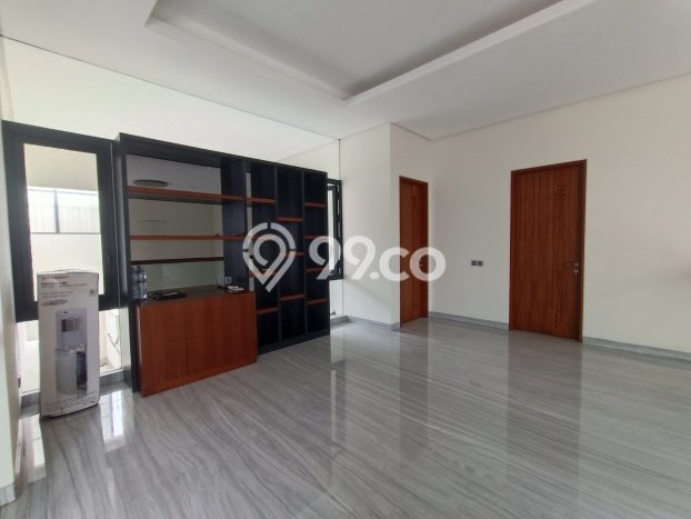 Hunian Elit LB 800m2 Siap Huni Desain Elegan di Pleburan, Semarang Hunian Elit LB 800m2 Siap Huni Desain Elegan di Pleburan, Semarang