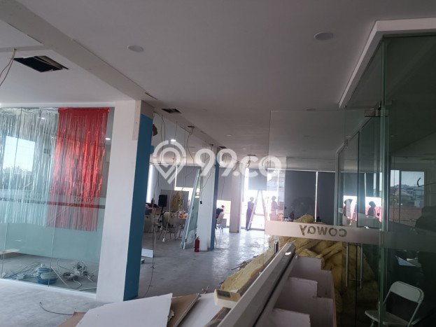 Disewakan Komersial di Semarang Tengah Semarang LT 215m2, LB 215m2 Disewakan Komersial di Semarang Tengah Semarang LT 215m2, LB 215m2