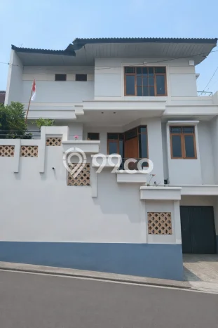 Jual Rumah Eksklusif 3 KT di Bukit Sari, Semarang Jual Rumah Eksklusif 3 KT di Bukit Sari, Semarang