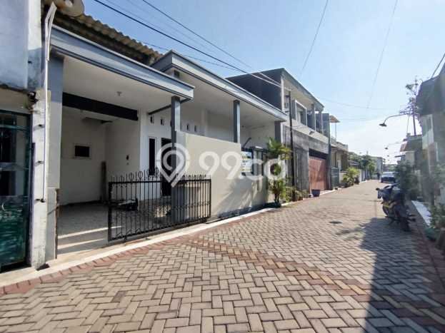 Rumah Luas Asri 3 KT Siap Huni di Tanah Mas Semarang Rumah Luas Asri 3 KT Siap Huni di Tanah Mas Semarang